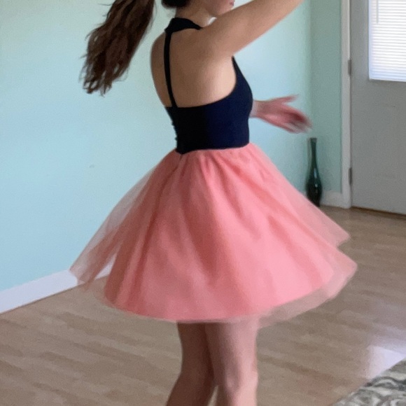 Dress - Picture 2 of 5